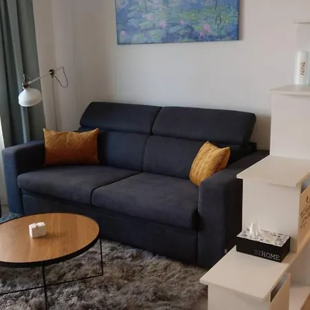 Maria, Modern With Private Parking