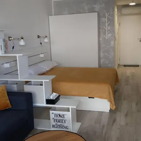 Appartement Maria, Modern With Private Parking