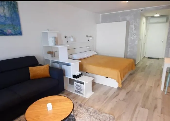 Appartement Maria, Modern With Private Parking
